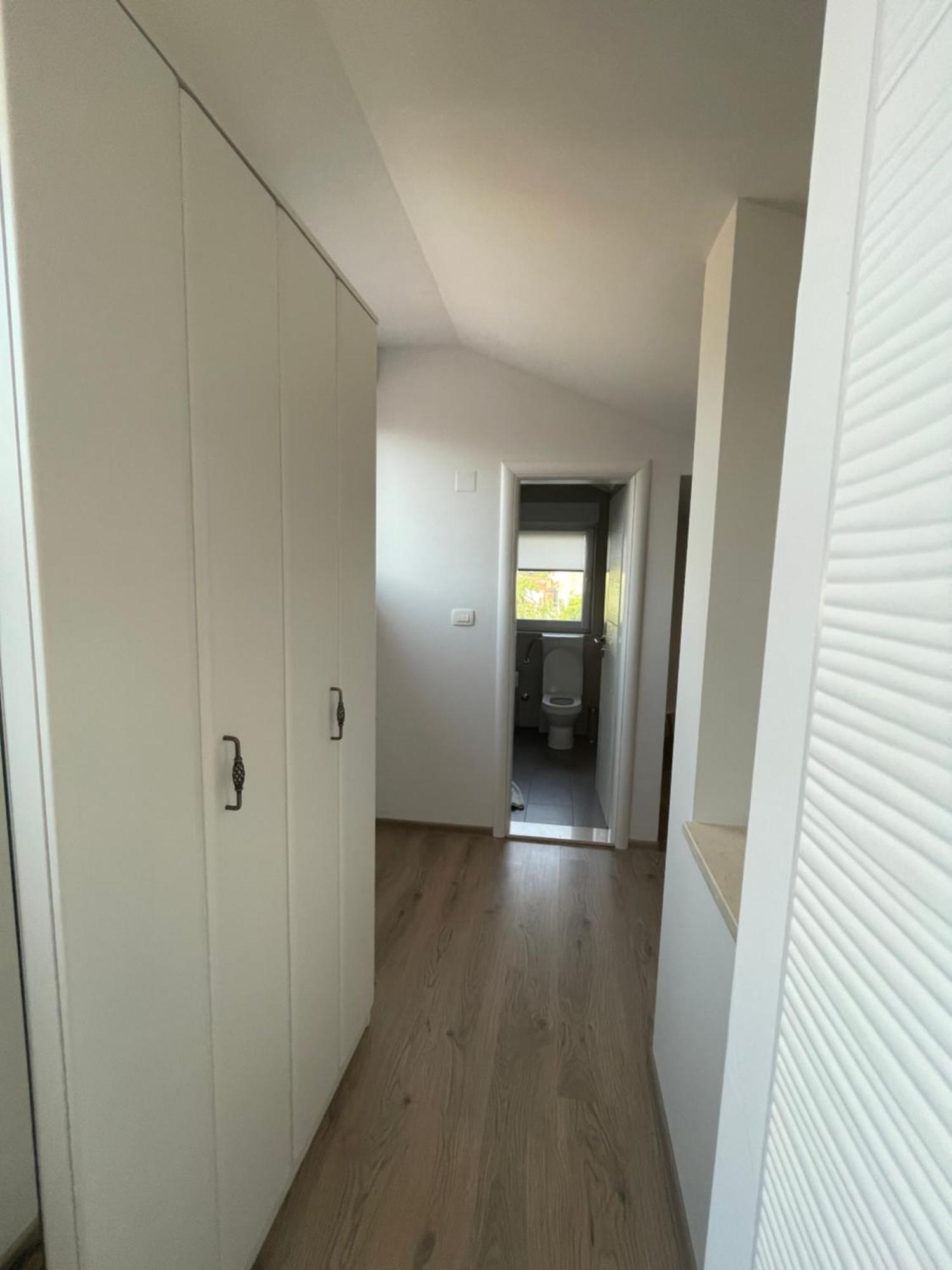 Apartments Enigma - With Private Parking Mostar Exteriör bild