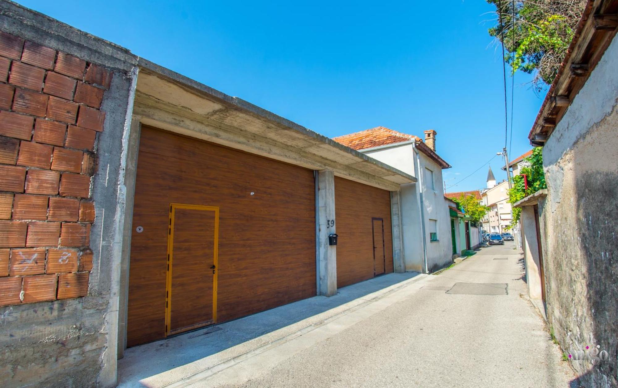 Apartments Enigma - With Private Parking Mostar Exteriör bild