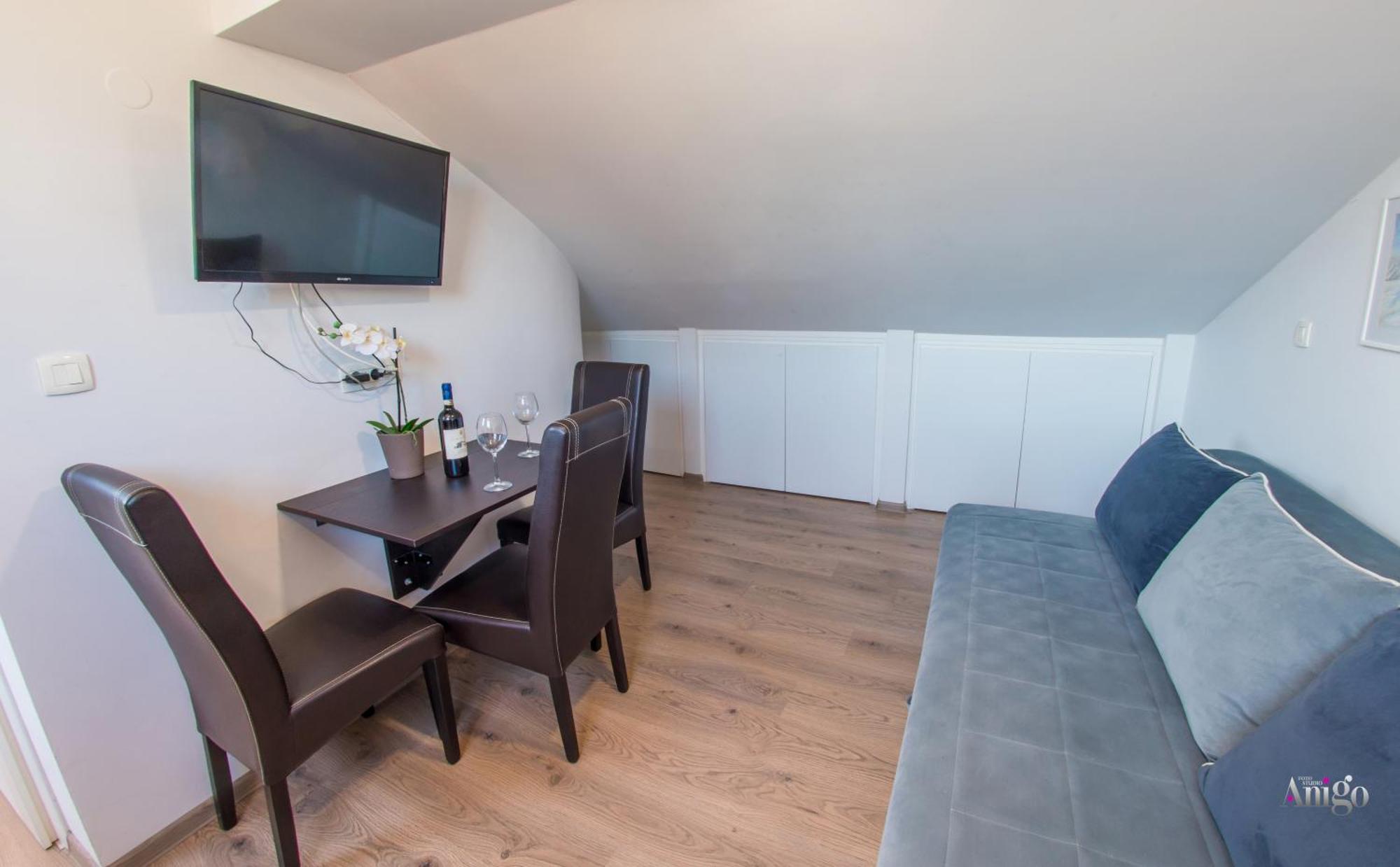 Apartments Enigma - With Private Parking Mostar Exteriör bild